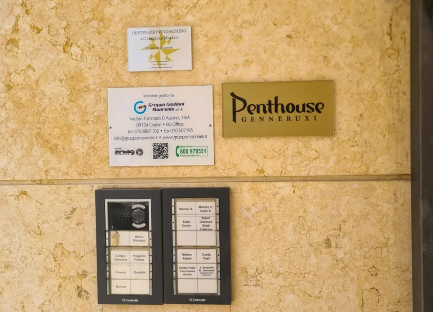 Hotel Penthouse genneruxi à Cagliari Italie